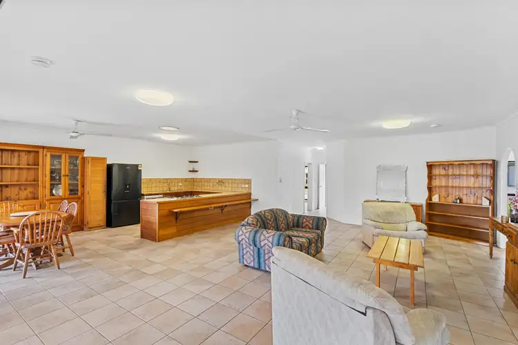 10 Krakatoa Close, Smithfield QLD 4878