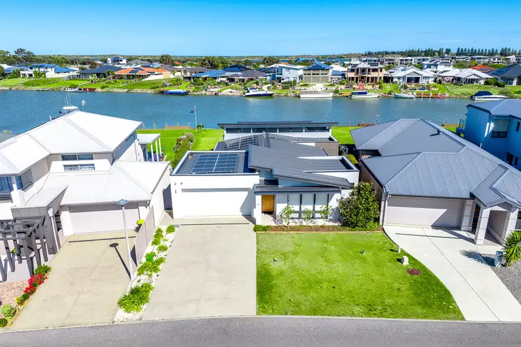 75 Wentworth Parade, Hindmarsh Island SA 5214