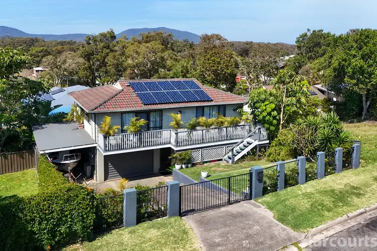 1 Eric Fittler Place, South West Rocks NSW 2431