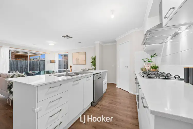 Fifth view of Homely house listing, 95 Strathlea Drive, Cranbourne West VIC 3977