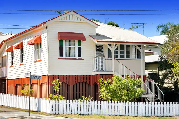 686 Logan Road, Greenslopes QLD 4120