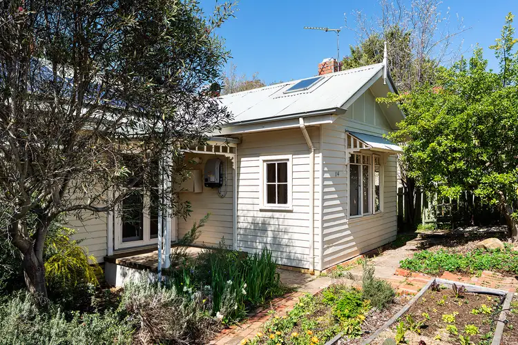 114 Farnsworth Street, Castlemaine VIC 3450