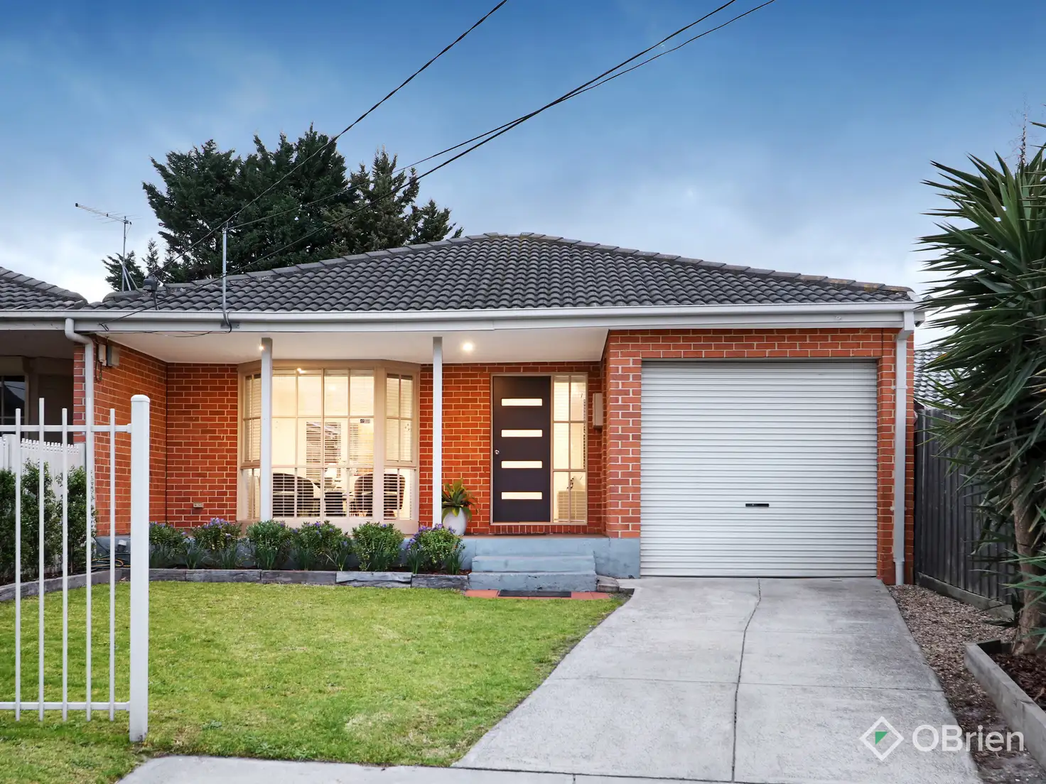 Main view of Homely townhouse listing, 1B Rowson Grove, Clarinda VIC 3169