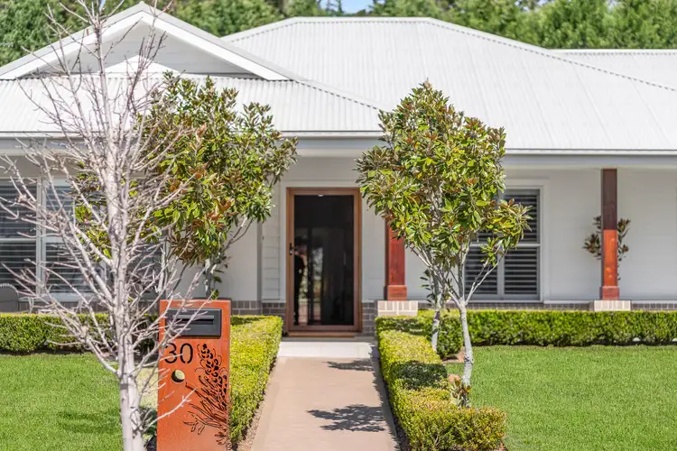 30 Guthawah Way, Renwick NSW 2575