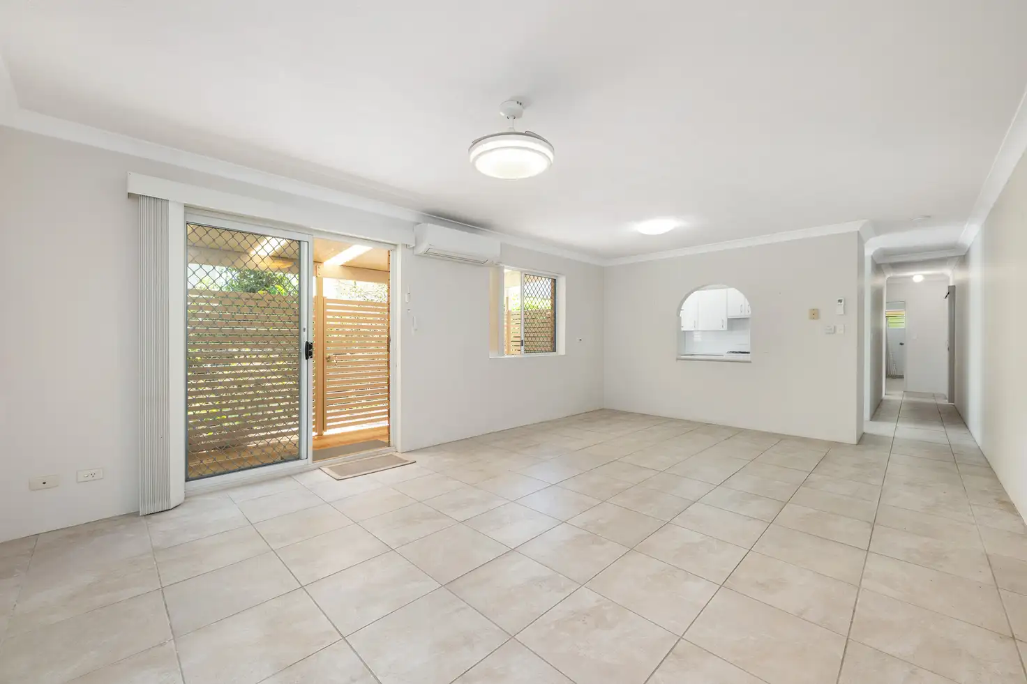Main view of Homely unit listing, 1/134 Pembroke Road, Coorparoo QLD 4151