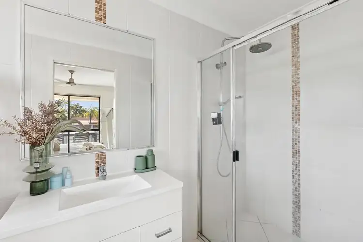 Fifth view of Homely house listing, 2 Maryland Way, Parkhurst QLD 4702