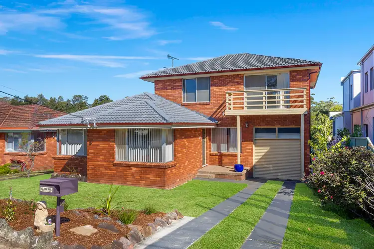 14 Dalley Road, Heathcote NSW 2233