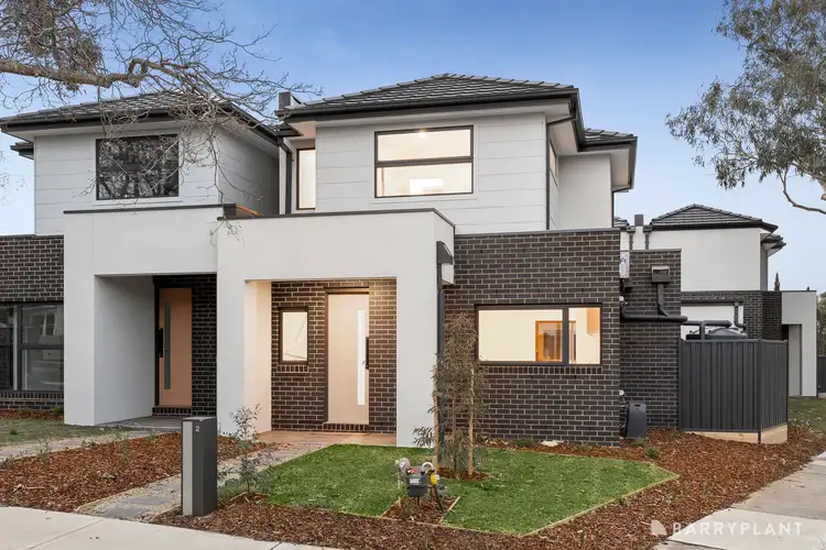 2/258 Nell Street West, Watsonia VIC 3087