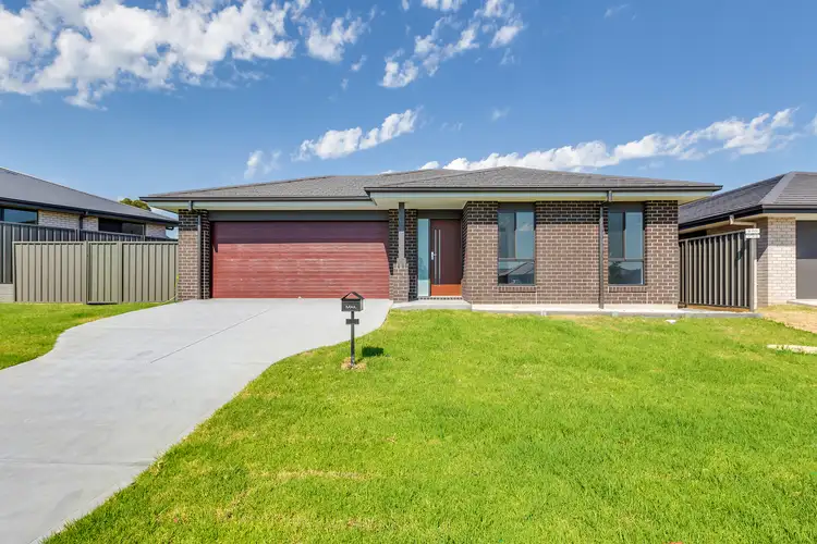 74 Hadfield Circuit, Cliftleigh NSW 2321