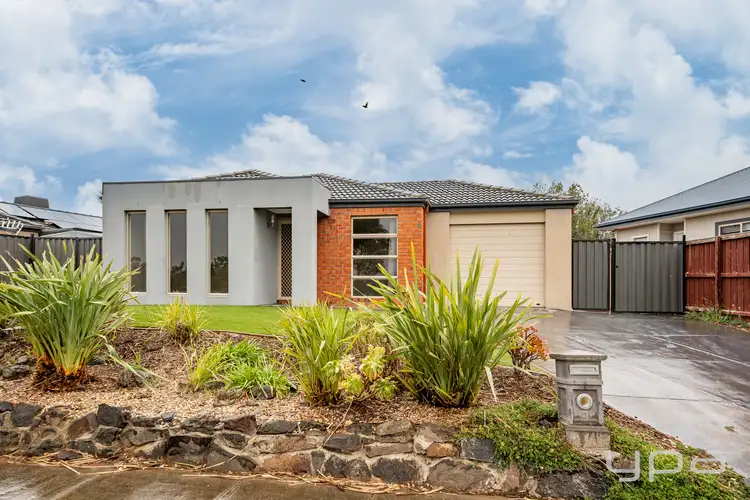 11 Cullen Drive, Wyndham Vale VIC 3024