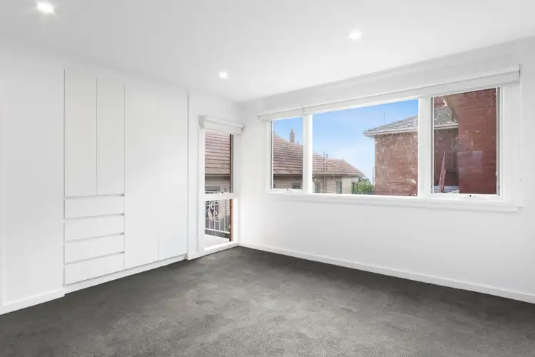 Fourth view of Homely apartment listing, 3/33 The Esplanade, Geelong VIC 3220