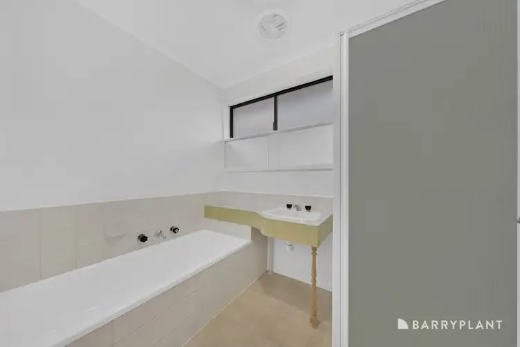 Fourth view of Homely house listing, 38 Roycroft Avenue, Mill Park VIC 3082