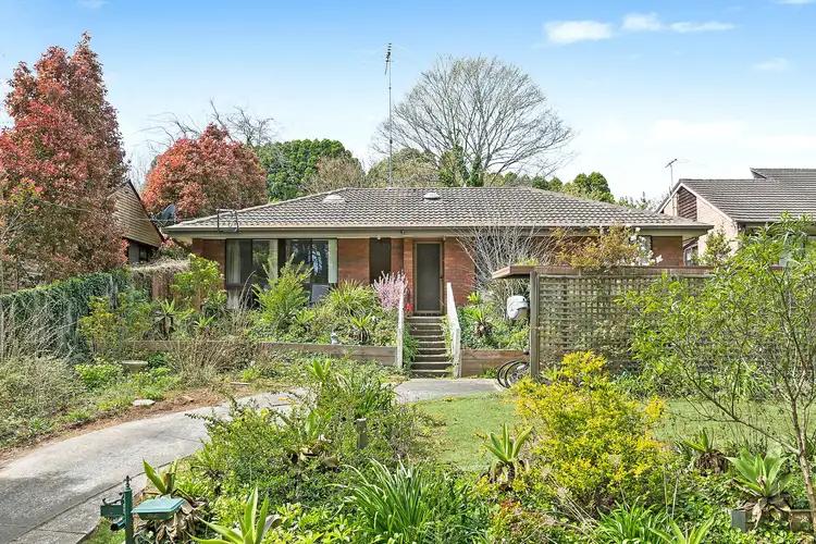 6 Page Avenue, Wentworth Falls NSW 2782