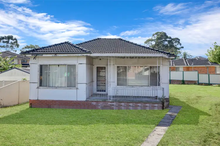 6 Rhonda Street, Pendle Hill NSW 2145