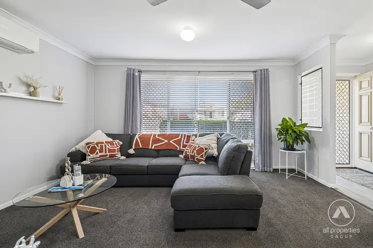 Second view of Homely house listing, 53 Solandra Circuit, Regents Park QLD 4118