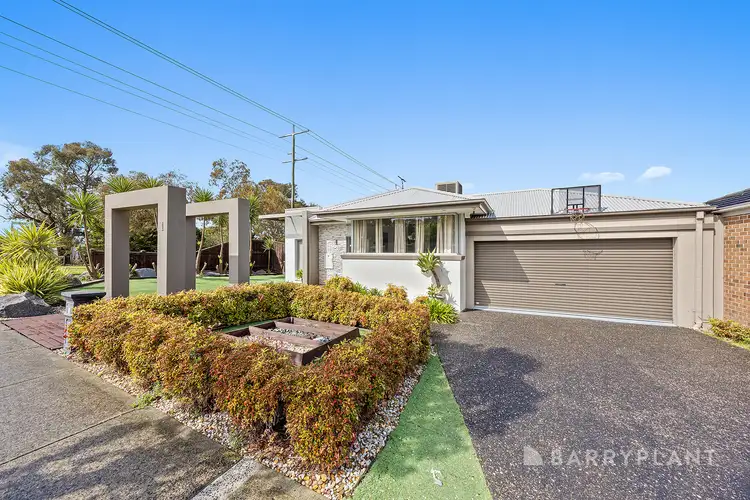 1 Fallingwater Drive, Pakenham VIC 3810