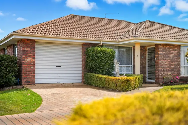 8/414A Westbury Road