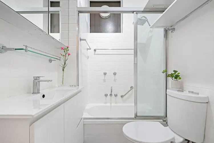 Sixth view of Homely apartment listing, 4/16-20 Kings Cross Road, Potts Point NSW 2011