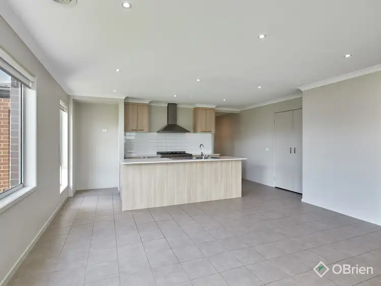 Fifth view of Homely house listing, 5 Cumberland Avenue, Warragul VIC 3820