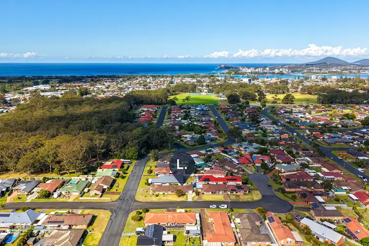 1/48 Mayers Drive, Tuncurry NSW 2428