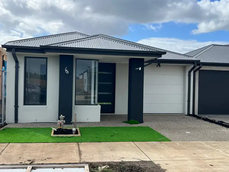 15 Skipper Avenue, Lara VIC 3212