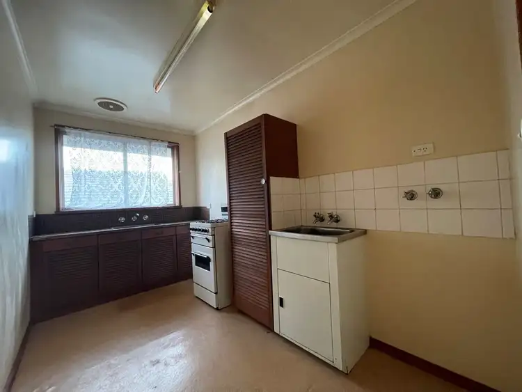 Fifth view of Homely unit listing, 1/16 Hampton Road, Essendon West VIC 3040