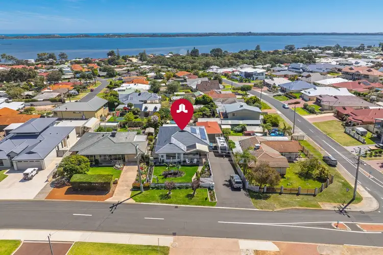 37 Barnes Avenue, Australind WA 6233