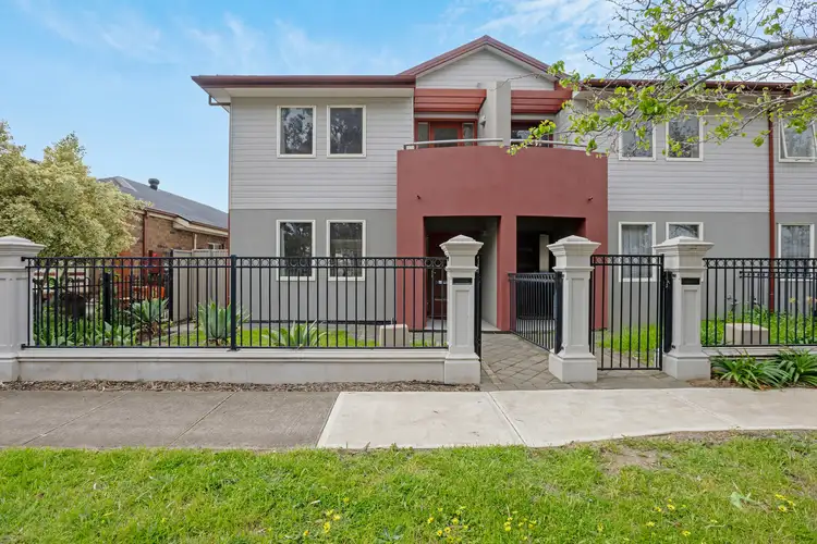 38 Willoughby Street