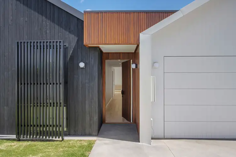 Second view of Homely house listing, 1/9 Hare Street, Echuca VIC 3564