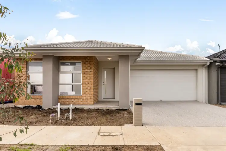 17 Robinson Street, Armstrong Creek VIC 3217