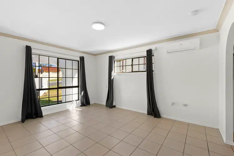 Fifth view of Homely house listing, 2 Nowra Court, Helensvale QLD 4212