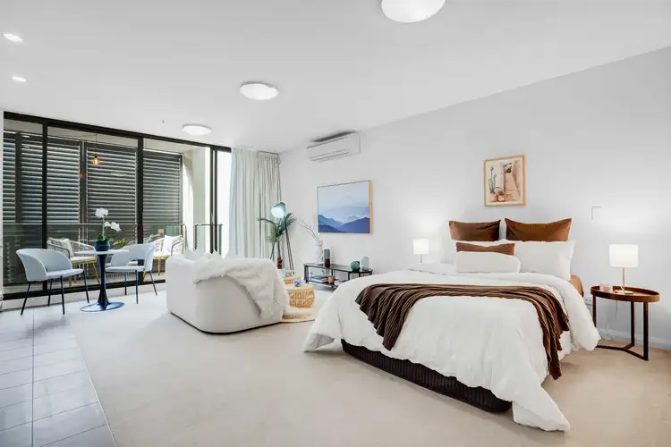 803/38 Atchison Street