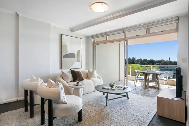 710/63 Crown Street, Woolloomooloo NSW 2011
