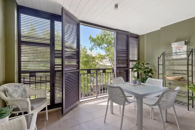 3/3208 Central Place, Carrara QLD 4211