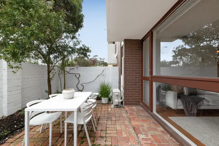 Sixth view of Homely apartment listing, 2/136 Park Street, St Kilda West VIC 3182