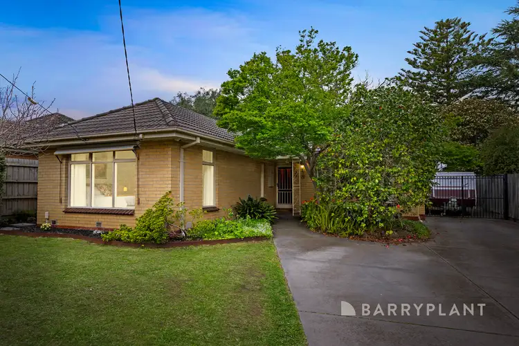 8 Vincent Street, Mulgrave VIC 3170