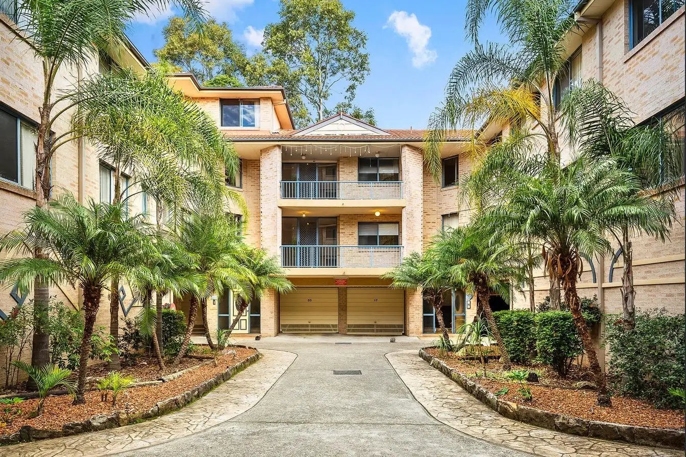 Main view of Homely unit listing, 10/70-72 Stapleton Street, Pendle Hill NSW 2145