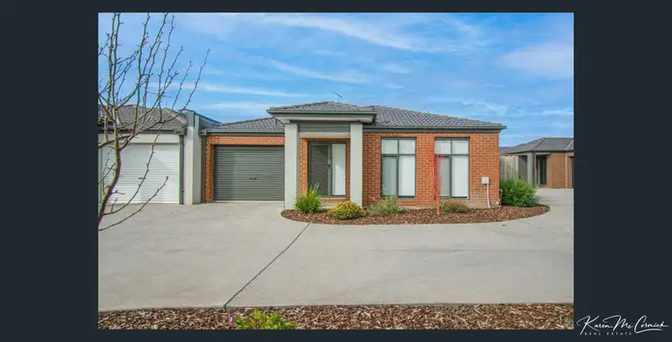 7/96 Lampard Road, Drouin VIC 3818