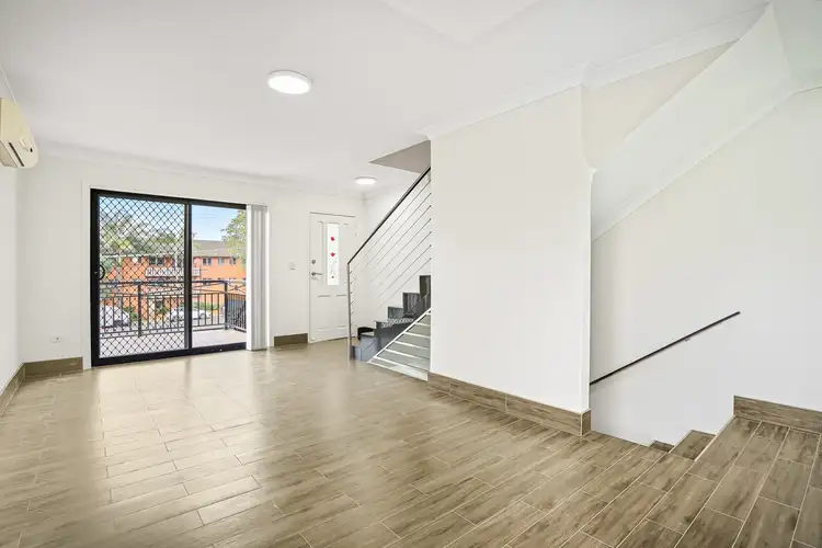 7/20 Crown Street, Harris Park NSW 2150