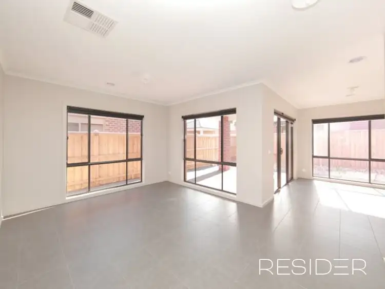 Fourth view of Homely house listing, 4 Raintree Street, South Morang VIC 3752