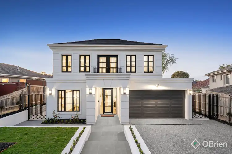 21 Kingsley Crescent, Mont Albert VIC 3127