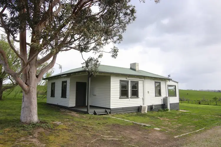 235 Edward Road, Chirnside Park VIC 3116