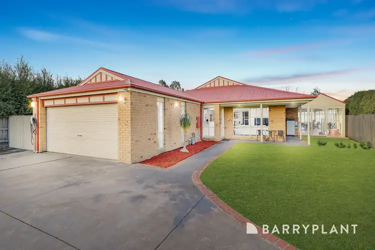 25 Charles Conder Place