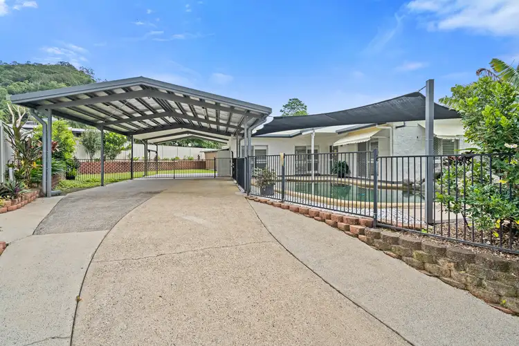 15 Garland Close, Kanimbla QLD 4870