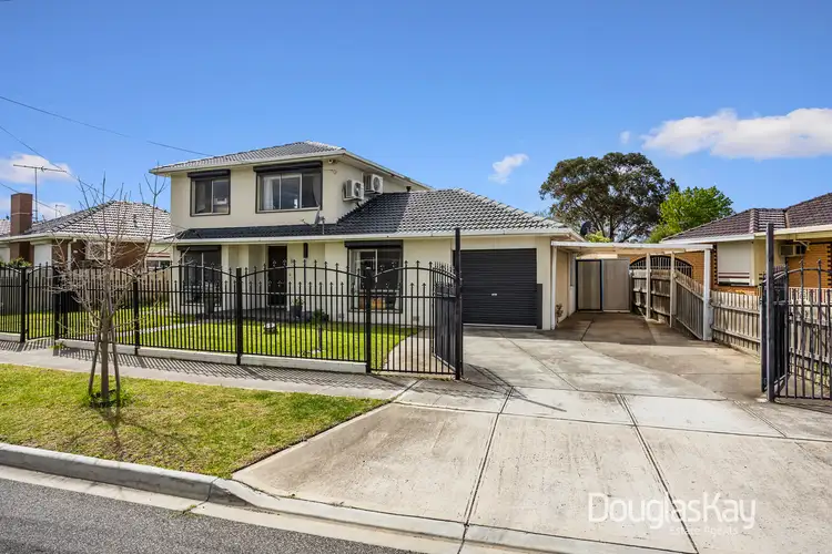 30 Larool Crescent, Sunshine West VIC 3020