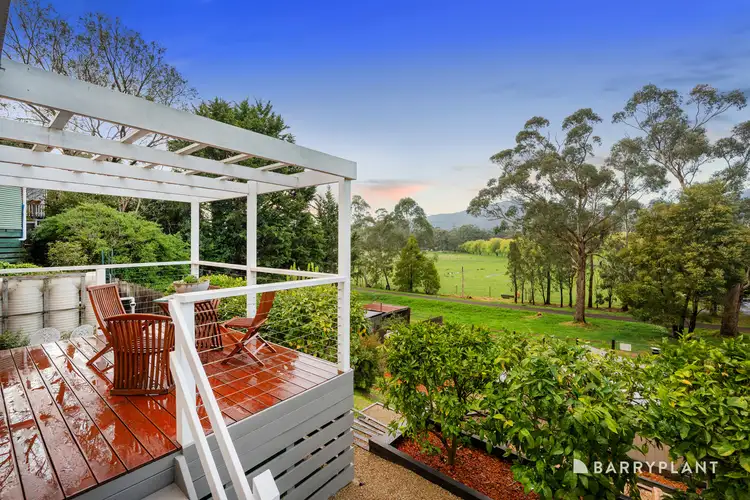 9 Alpine Boulevard, Launching Place VIC 3139