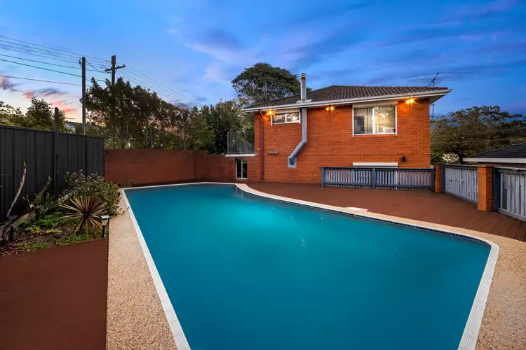 10 Kannan Place, Kirrawee NSW 2232