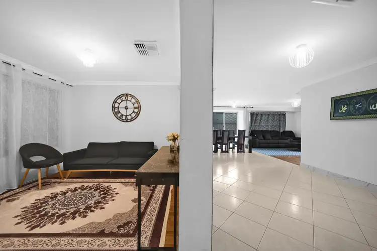 Fourth view of Homely house listing, 10 Kamber Court, Maddington WA 6109