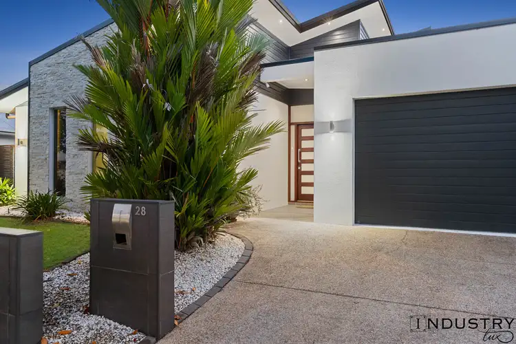 28 Fossilbrook Bend, Trinity Park QLD 4879