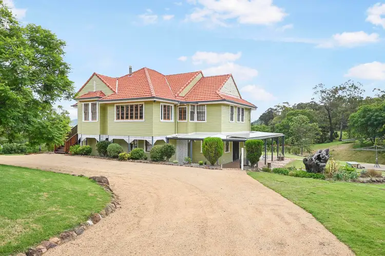 2 Valley View Drive, Meringandan West QLD 4352